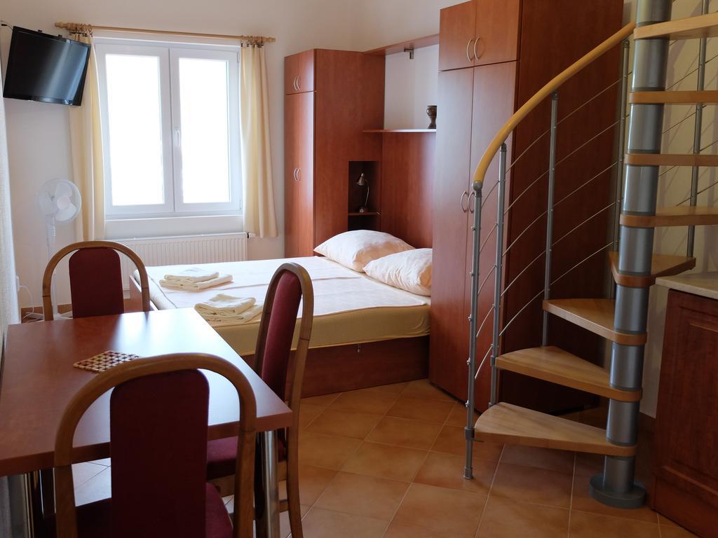 Apartments Sunce Brna Δωμάτιο φωτογραφία